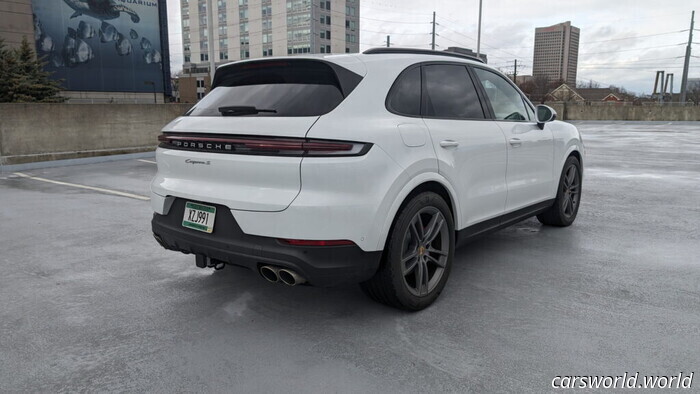 La última llamada a revisión de Porsche se debe a un diminuto ruido digital que nunca escucharás | Carscoops